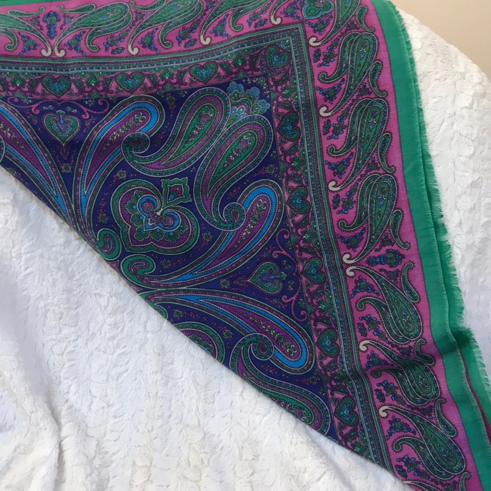 Paisley scarf